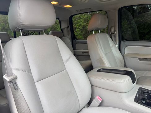 Used 2013 Chevrolet Silverado 3500 LTZ w/ LTZ Plus Package image 11