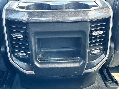 Used 2022 RAM 1500 Big Horn AWD/4WD image 23