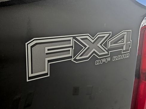 Used 2024 Ford F250 Lariat w/ Lariat Ultimate Package AWD/4WD image 30