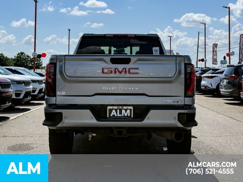 Used 2024 GMC Sierra 2500 AT4 w/ AT4 Premium Plus Package AWD/4WD image 5