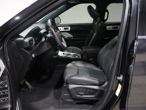 Used 2022 Ford Explorer ST w/ Equipment Group 401A image 11