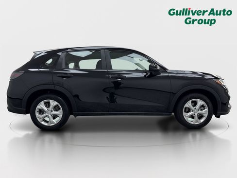 Used 2023 Honda HR-V LX image 10