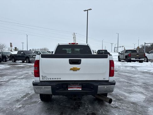 Used 2014 Chevrolet Silverado 2500 LT w/ Z71 Appearance Package AWD/4WD image 4
