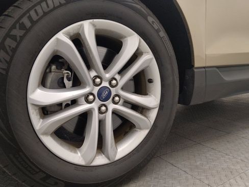 Used 2020 Ford Edge SEL w/ Convenience Package image 31