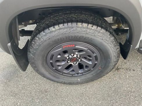 New 2025 Nissan Frontier PRO-4X image 7