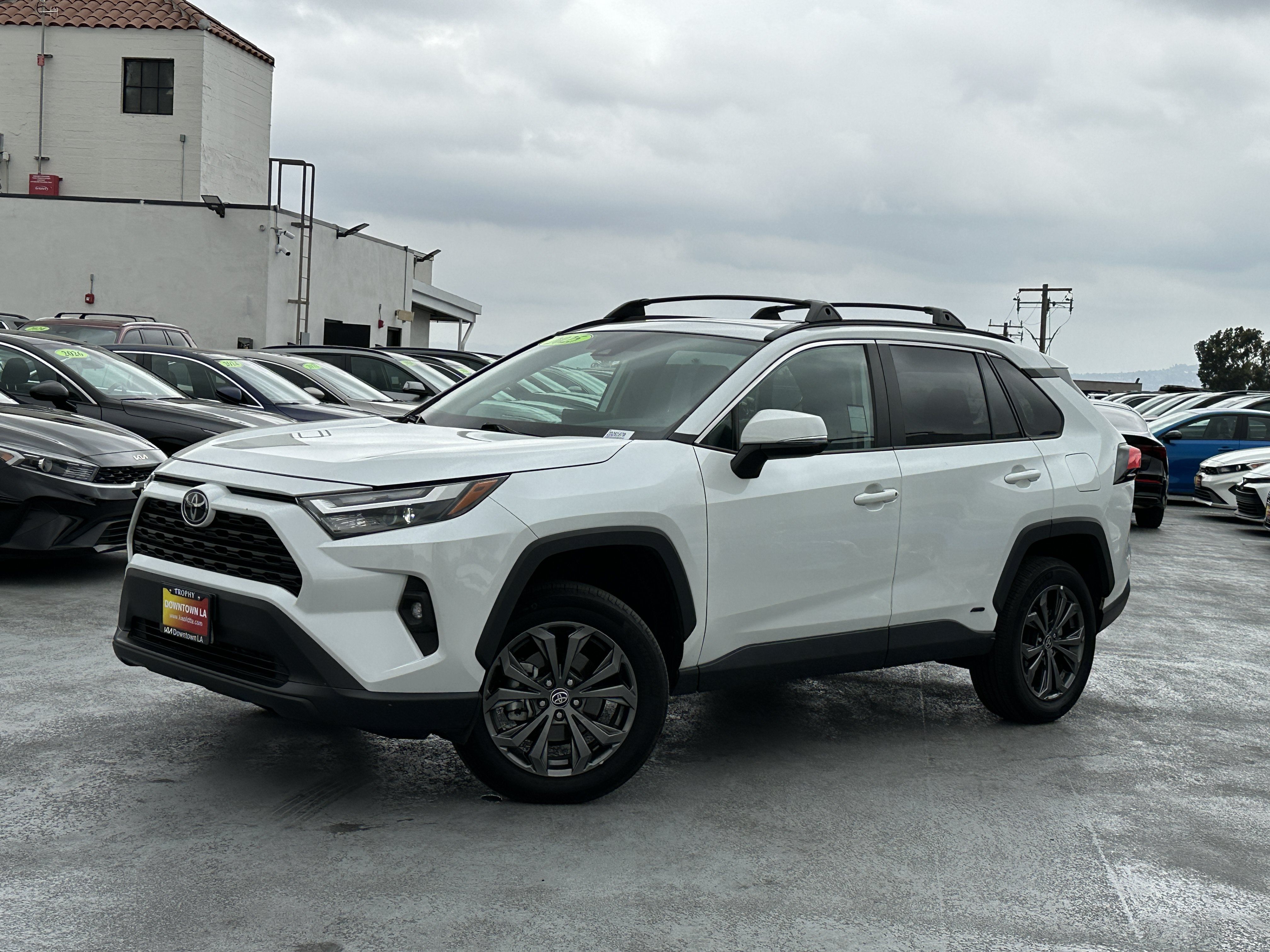 Used 2025 Toyota RAV4 XLE Premium AWD/4WD image 2