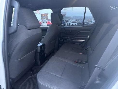 Certified 2025 Toyota 4Runner SR5 AWD/4WD image 28