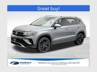 Certified 2023 Volkswagen Taos SE w/ Panoramic Sunroof Package AWD/4WD 360° Tour