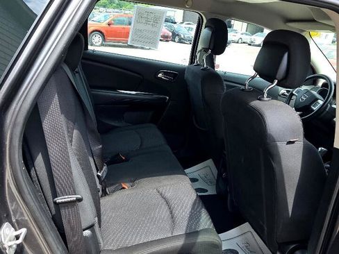 Used 2016 Dodge Journey SE image 13