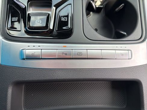 New 2026 Kia Carnival EX FWD image 14