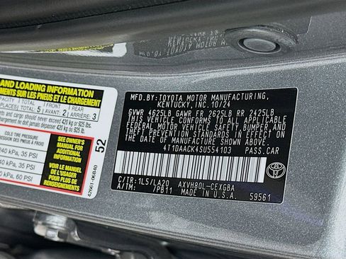 Used 2025 Toyota Camry XLE image 31