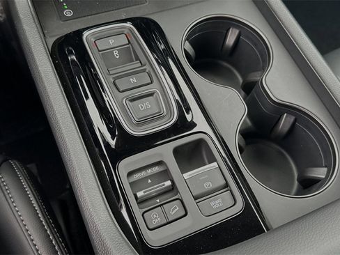 New 2025 Honda Pilot EX-L image 19