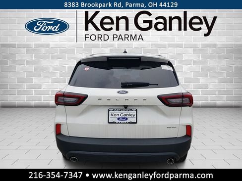 New 2026 Ford Escape ST-Line w/ Cold Weather Package AWD/4WD image 6