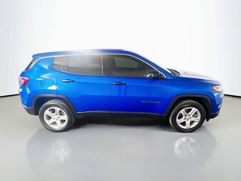 Used 2023 Jeep Compass Sport AWD/4WD image 9