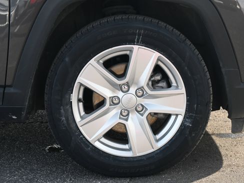 Used 2022 Jeep Compass Latitude w/ Convenience Group image 13