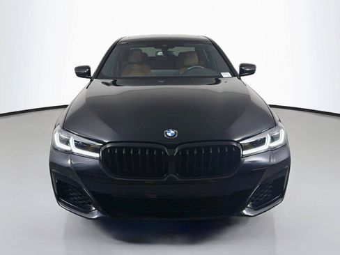 Used 2023 BMW 530i w/ M Sport Package RWD image 2