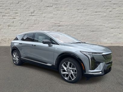 New 2025 Cadillac Optiq Luxury 1