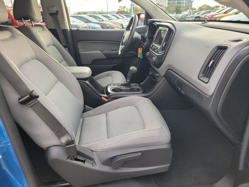 Used 2021 Chevrolet Colorado W/T w/ Custom Special Edition image 17