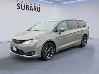 Used 2020 Chrysler Pacifica Touring w/ S Appearance Package