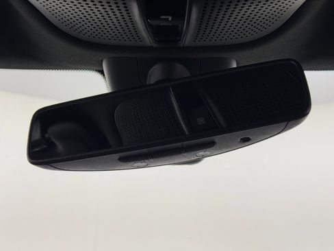 Used 2020 Mercedes-Benz C 63 AMG Coupe image 35