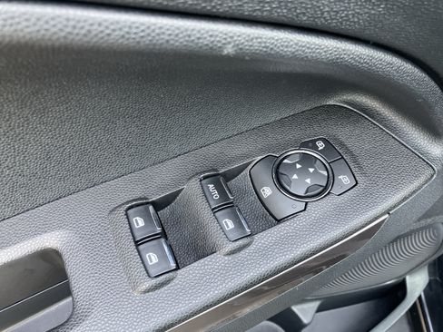 Used 2021 Ford EcoSport SE FWD image 17