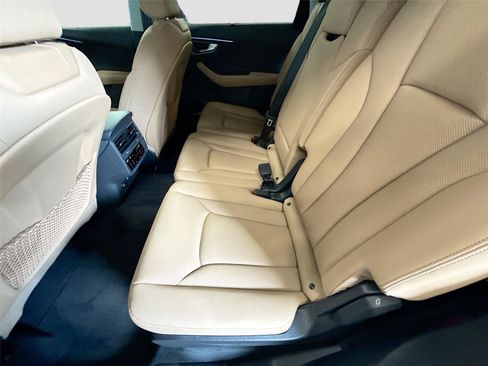 Certified 2025 Audi Q7 3.0T Premium Plus w/ Premium Plus Package AWD/4WD image 25
