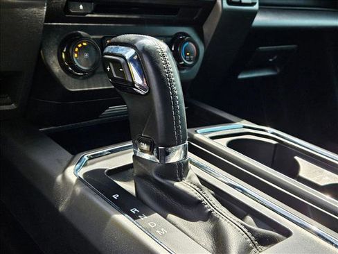 Used 2018 Ford F150 XLT w/ Equipment Group 302A Luxury image 13