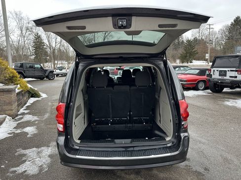 Used 2017 Dodge Grand Caravan SE w/ Power Window Group FWD image 6