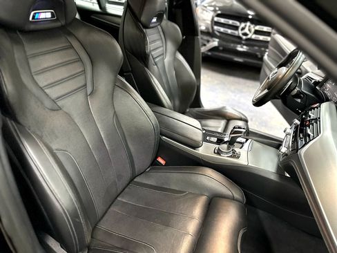 Used 2020 BMW M5 w/ Executive Package image 38