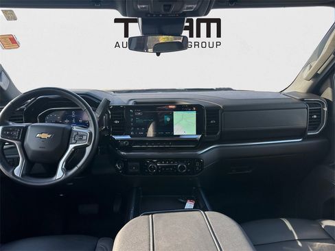 Used 2024 Chevrolet Silverado 2500 LT w/ Convenience Package image 19