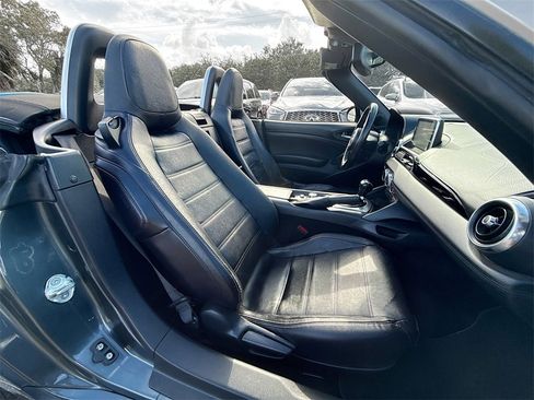 Used 2017 FIAT 124 Spider Lusso image 27