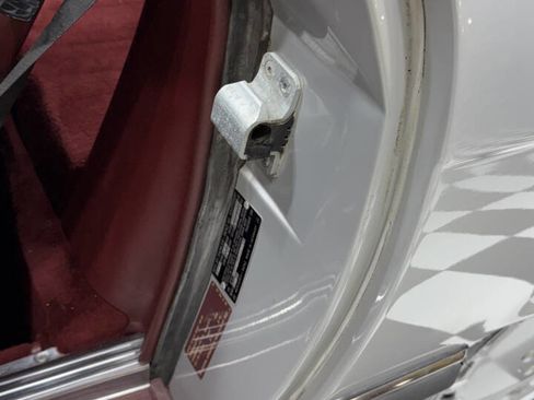 Used 1988 Mercedes-Benz 560 SL image 53