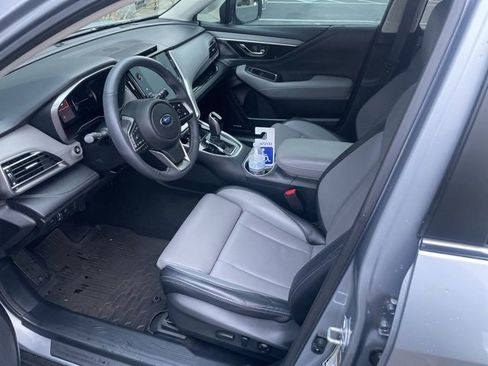 Used 2025 Subaru Outback Limited w/ Popular Package #2 image 4