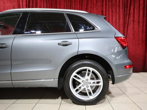 Used 2016 Audi Q5 2.0T Premium Plus w/ Technology Package image 6