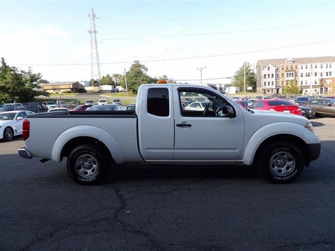 Used 2015 Nissan Frontier S image 8