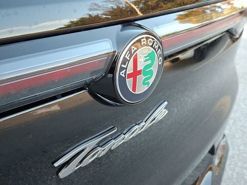 New 2025 Alfa Romeo Tonale AWD w/ Premium Package image 12