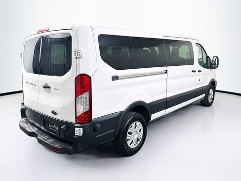 Used 2017 Ford Transit 350 XLT image 9