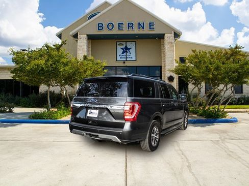 Used 2021 Ford Expedition Max XLT image 5