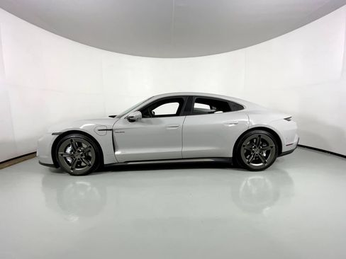 Used 2025 Porsche Taycan Turbo AWD/4WD image 9