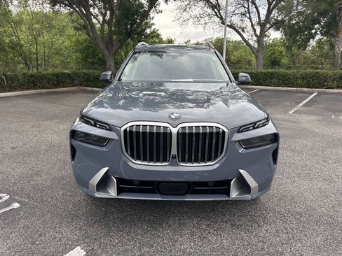 Certified 2026 BMW X7 xDrive40i w/ Premium Package image 9