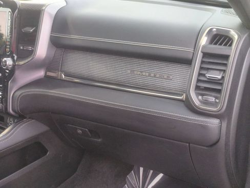 Used 2021 RAM 1500 Limited AWD/4WD image 19