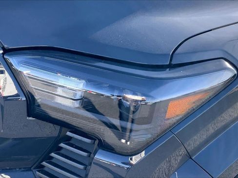 New 2026 Toyota Tacoma SR5 image 13