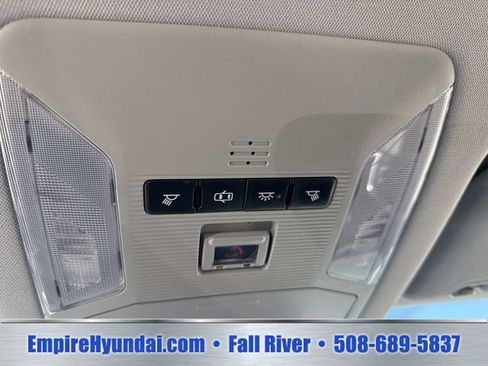 Used 2020 Toyota RAV4 LE AWD/4WD image 26