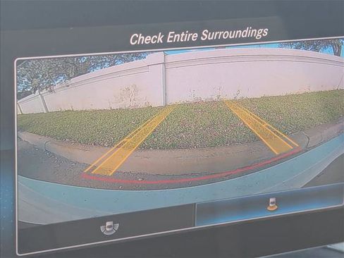 Used 2019 Mercedes-Benz C 300 Sedan image 8