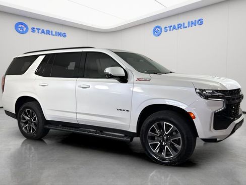 Used 2022 Chevrolet Tahoe Z71 w/ Luxury Package AWD/4WD image 12