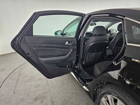 Used 2017 Hyundai Sonata Sport w/ Value Edition Package 02 image 15