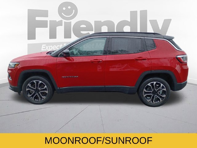 Used 2023 Jeep Compass Limited w/ Sun and Sound Group AWD/4WD image 8