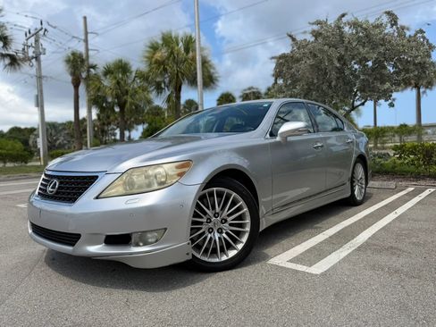 Used 2011 Lexus LS 460 w/ Sport Pkg RWD image 2