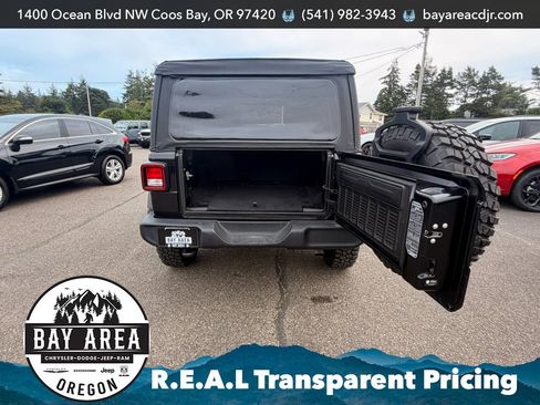 Used 2022 Jeep Wrangler Unlimited Sport AWD/4WD image 27