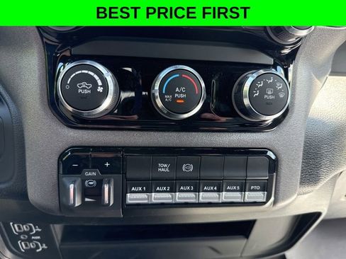 New 2026 RAM 5500 Tradesman w/ Chrome Appearance Group AWD/4WD image 33